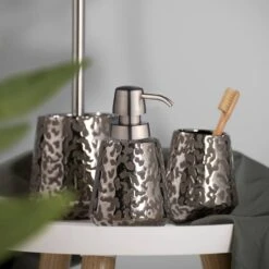 Wenko Brosse WC Burgos -Wenko 1000257764 210422 07401500380 MOOD DETAILS P000000001000257764 mood